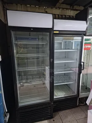 680l Clear Door Fridge