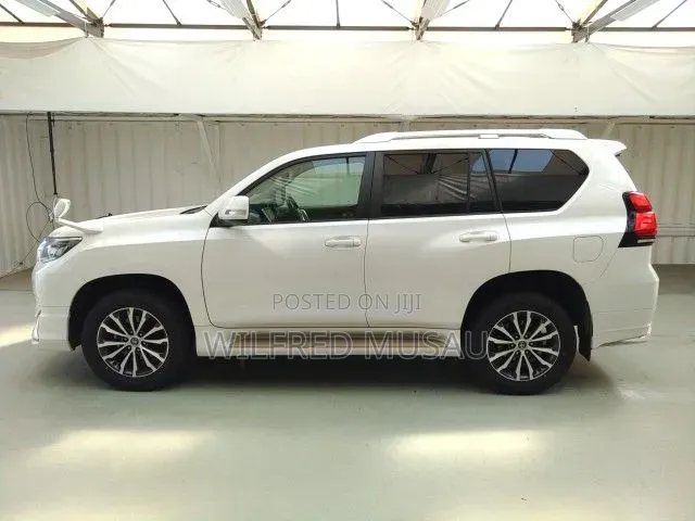 Toyota Land Cruiser Prado 2.7 2020 White