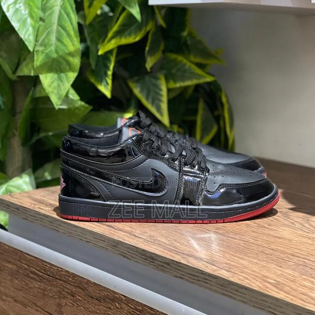 Air Jordan 1 Low Sp "Gina" - thumbnail 2