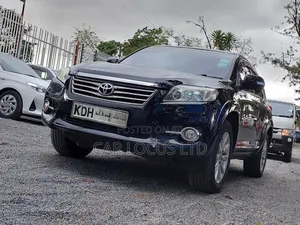 Toyota Vanguard 2014 Black