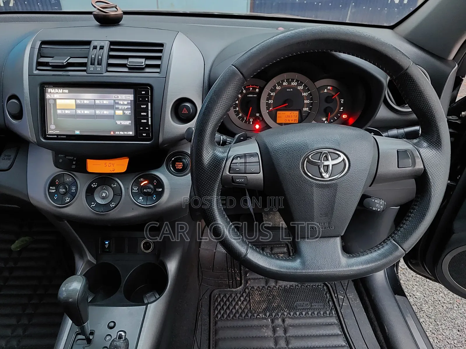 Toyota Vanguard 2014 Black