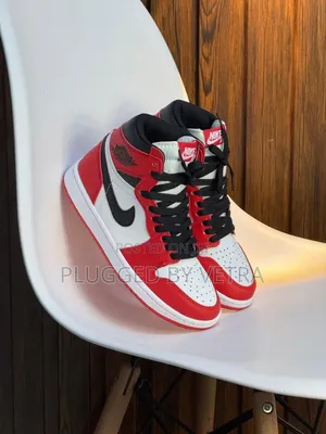 Nike Air Jordan 1 Chicago In "Red White Black" Colourway.
