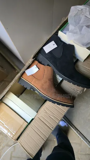 Men Wear Shoes