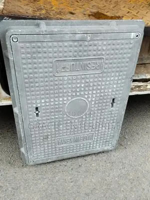 Industrial 450 by 600 Reinforced Manhole Cover