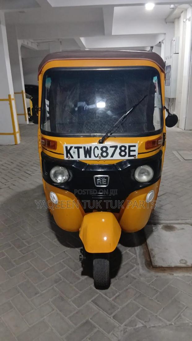 Bajaj RE 2021 Yellow