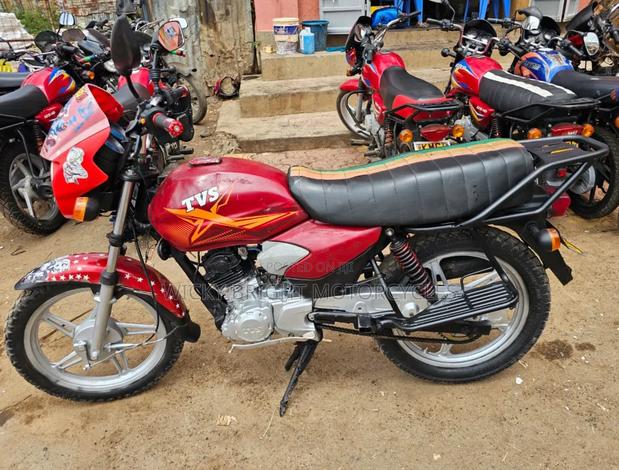 TVS HLX Plus ES 2023 Red