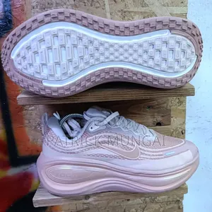 Nike Vomero Plus Running Shoes