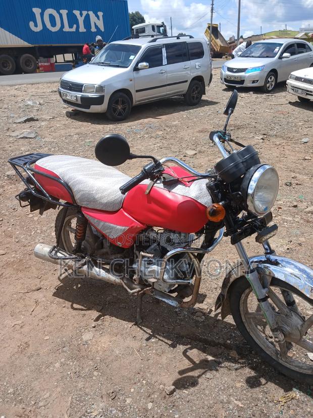 Bajaj Boxer 100 2011 - thumbnail 2