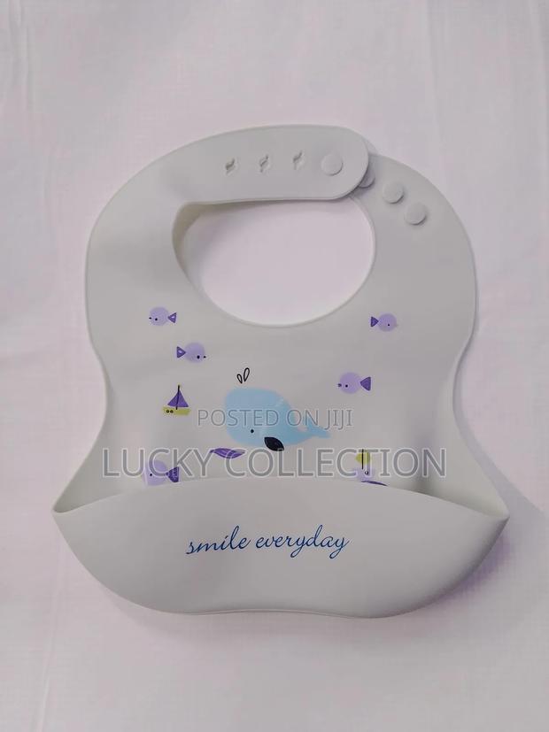 Silicone Bibs - thumbnail 5