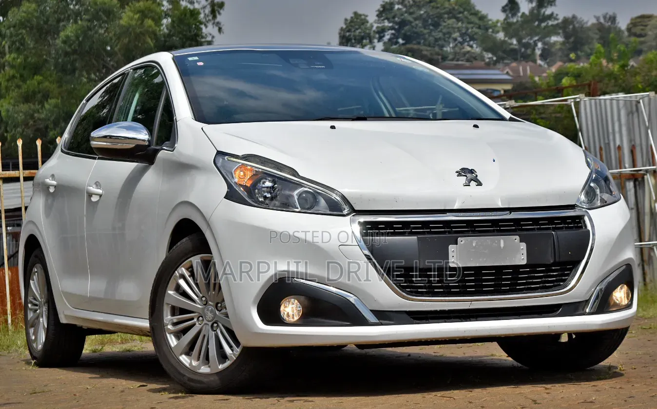 Peugeot 208 2019 White