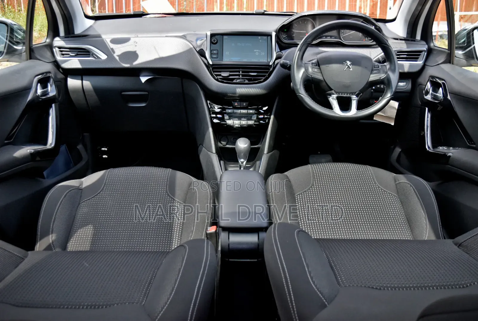 Peugeot 208 2019 White