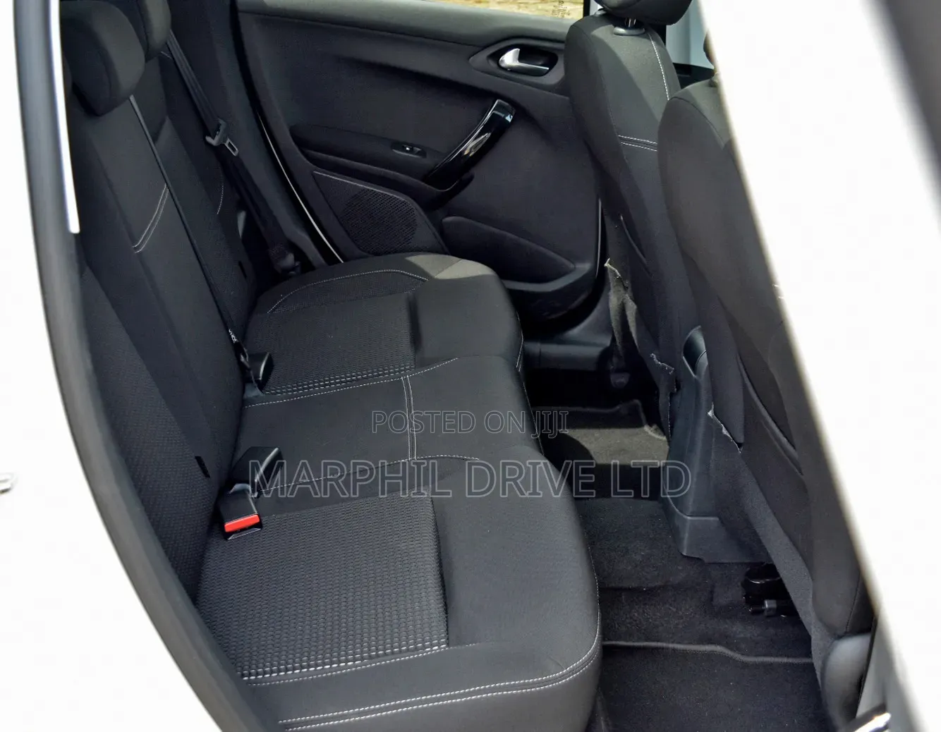 Peugeot 208 2019 White