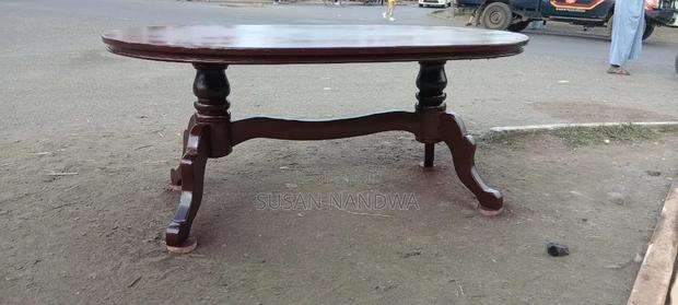 Mahogany Six Feet Dinning Table With Six Chairs