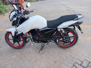 TVS Apache 180 RTR 2014 White