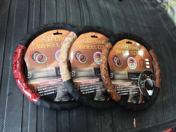 Universal Steering Wheel Cover Styles in Baije,Wood Grain,Black