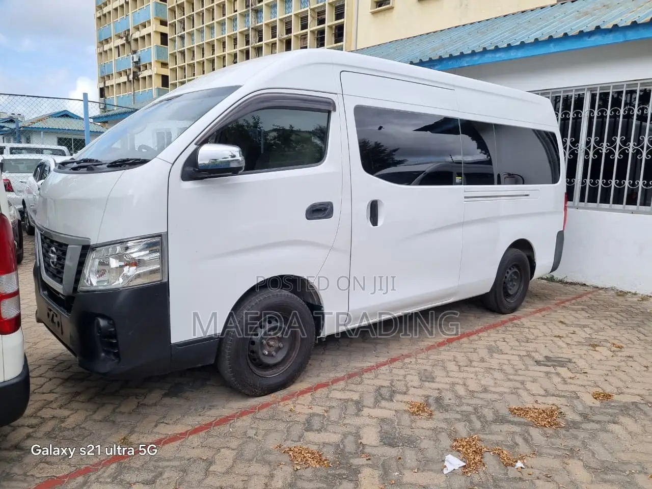 Nissan Caravan (Urvan) 2018 White