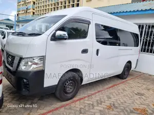 Nissan Caravan (Urvan) 2018 White