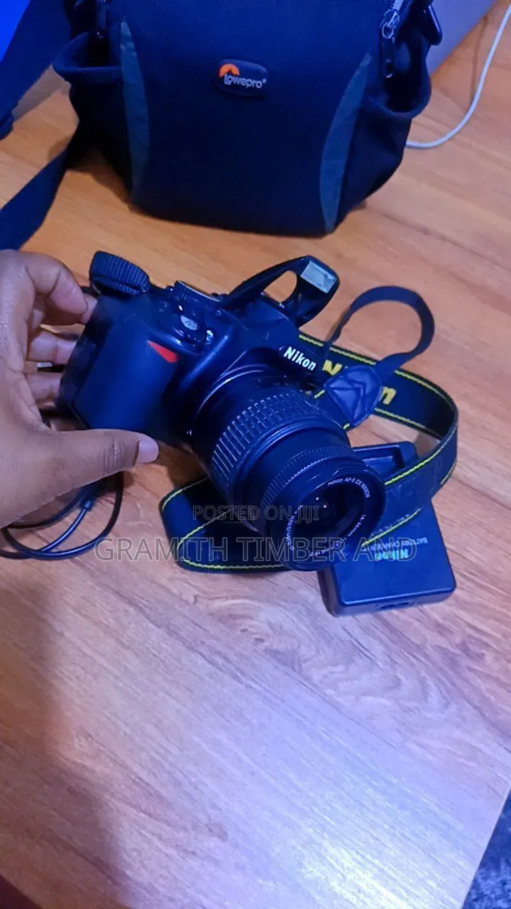 Nikon Camerad3100