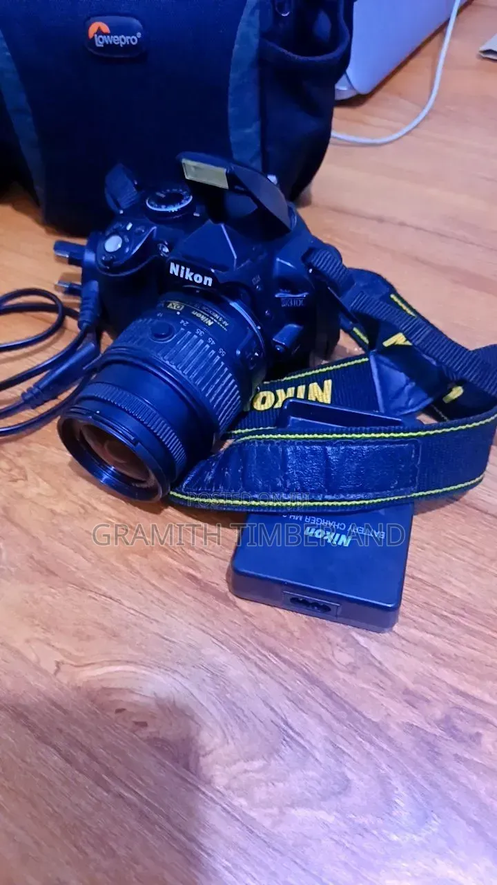 Nikon Camerad3100