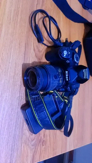 Nikon Camerad3100