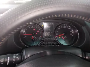 Nissan Dualis 2012 Black