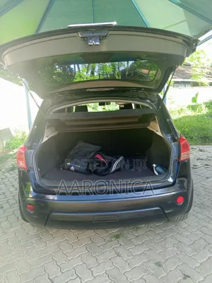 Nissan Dualis 2012 Black