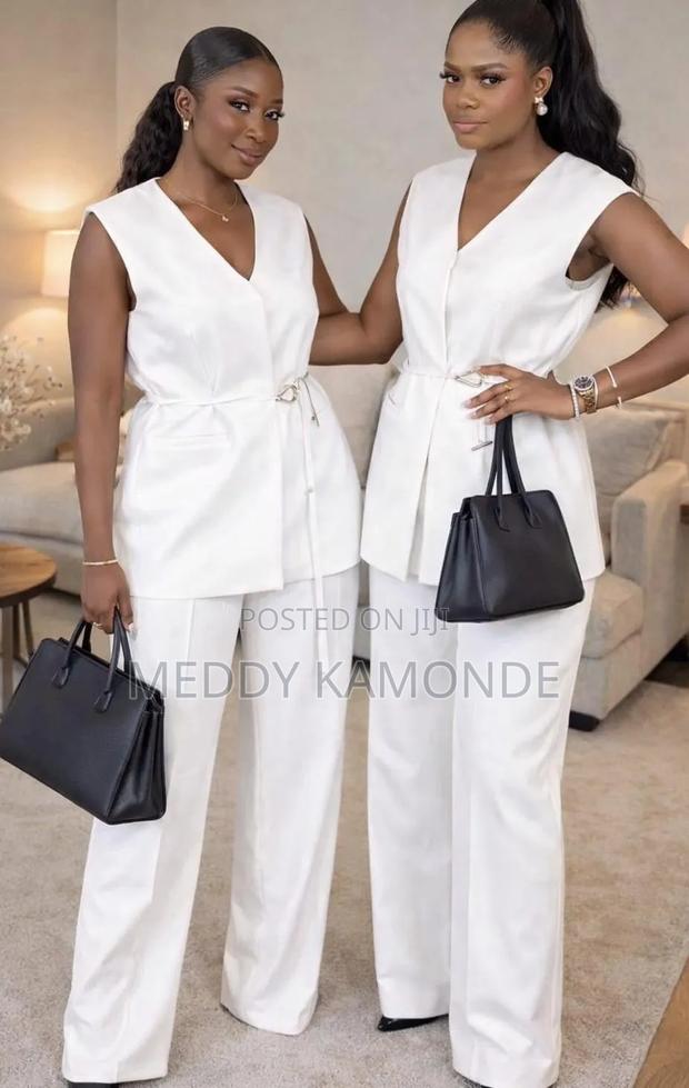 White 2ps Suit - main view