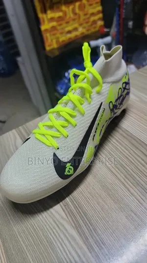 Best Football Shoes