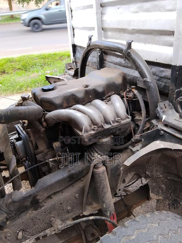 Mitsubishi Canter 4d32 - thumbnail 4