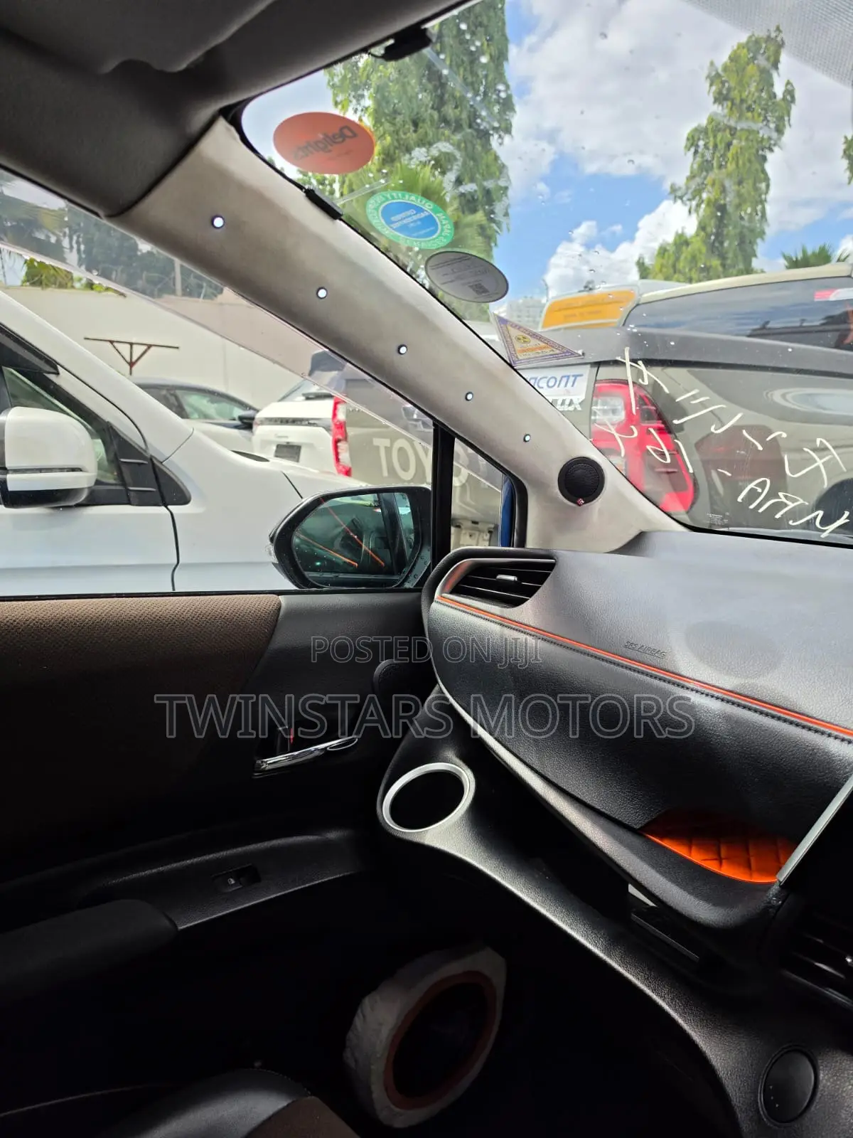 Toyota Sienta 1.5 Hybrid FWD (6-seater) 2019 Blue