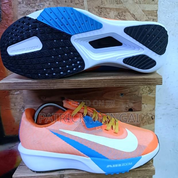Nike Air Zoom Rival Fly 4 Running Shoes
