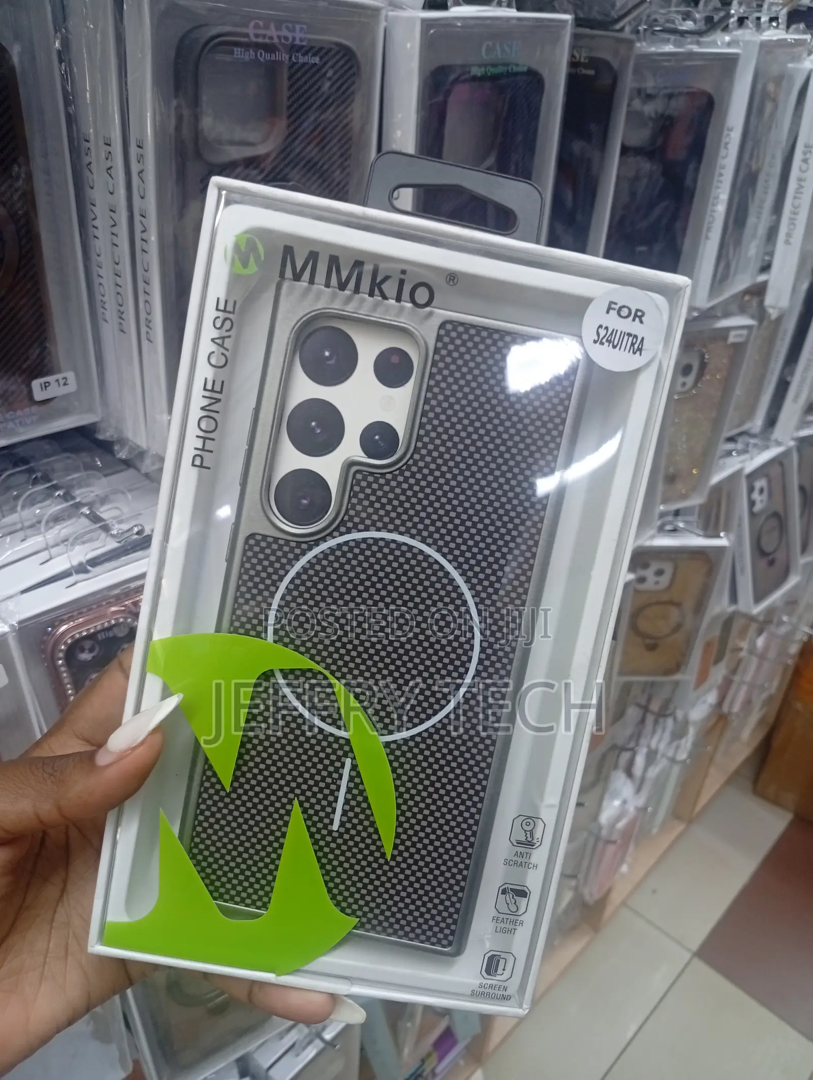 Carbon Fiber Protective Phone Case for the Samsung Galaxy S24 Ultra.