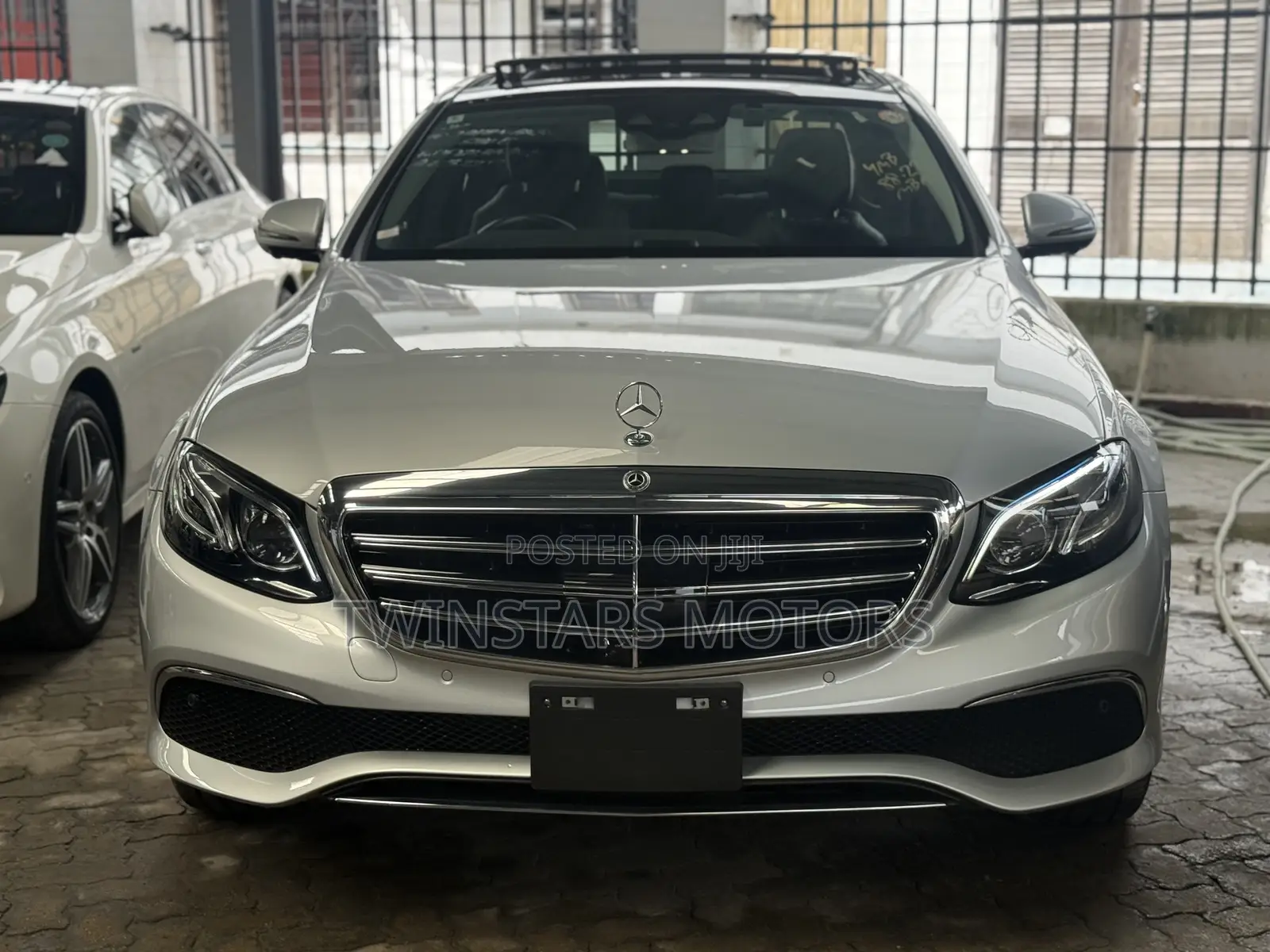 Mercedes-Benz E400 2018 Silver