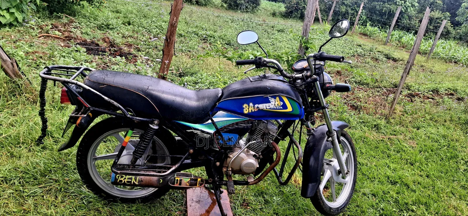 Honda CB 2021 Blue