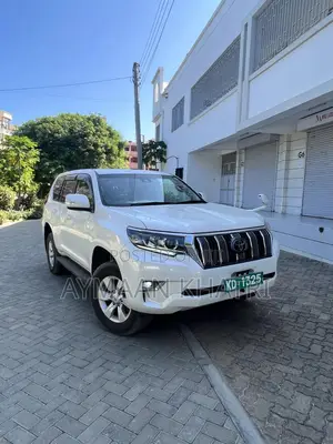 Toyota Land Cruiser Prado 2.7 2018 Pearl