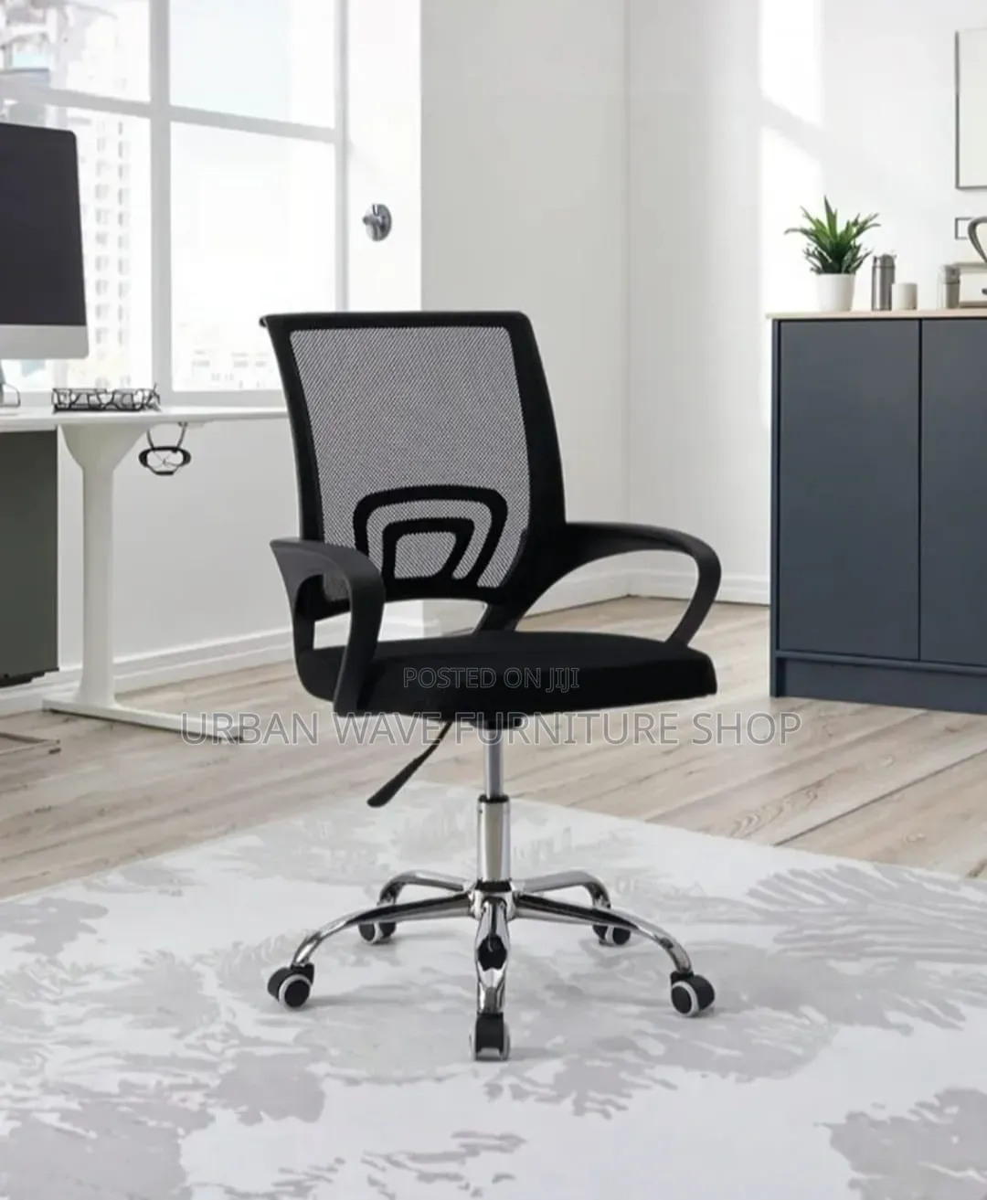 Low Back Meshed Office Chair
