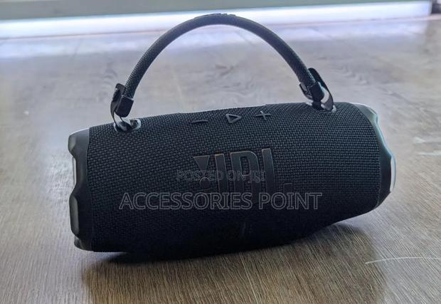 JBL Charge 6