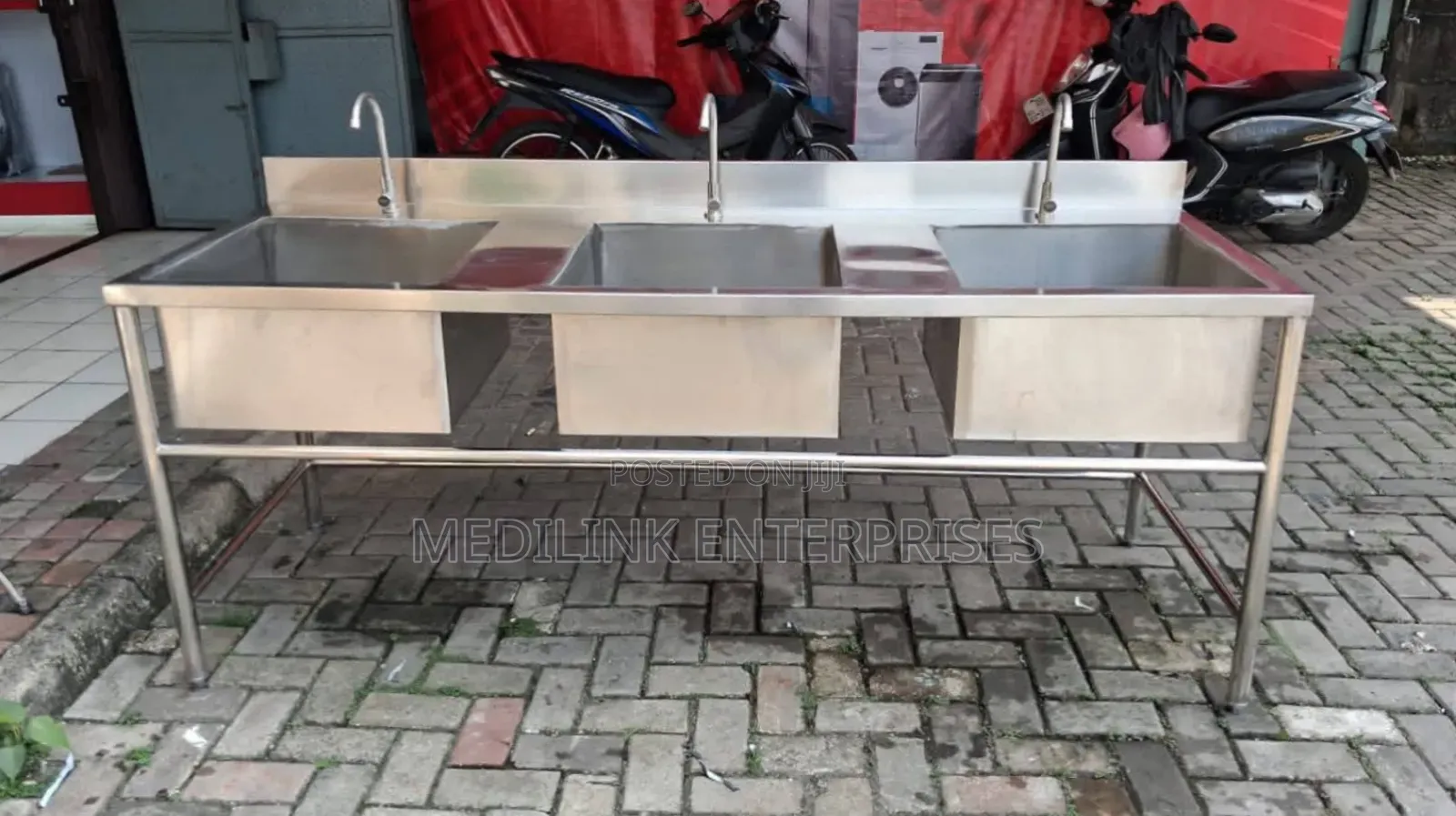 Customized Dl Triple Sinks Washing Sinks