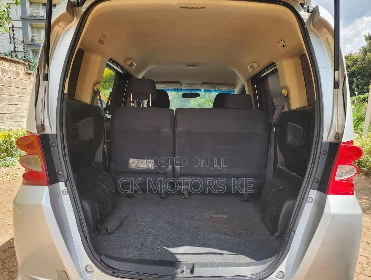 Honda Freed 2009 Silver