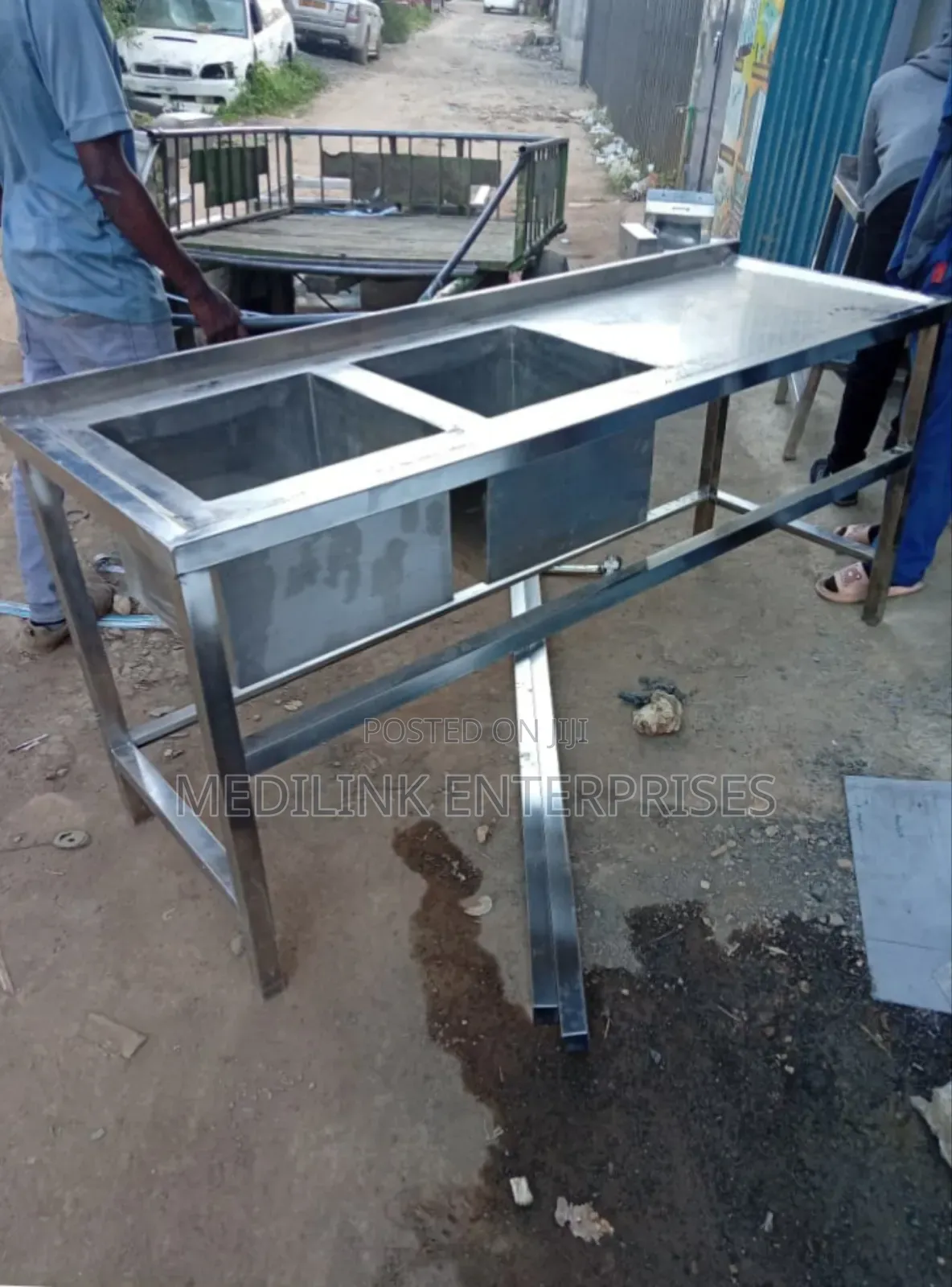 Modern Ss 316 Double Sink With A Working Area