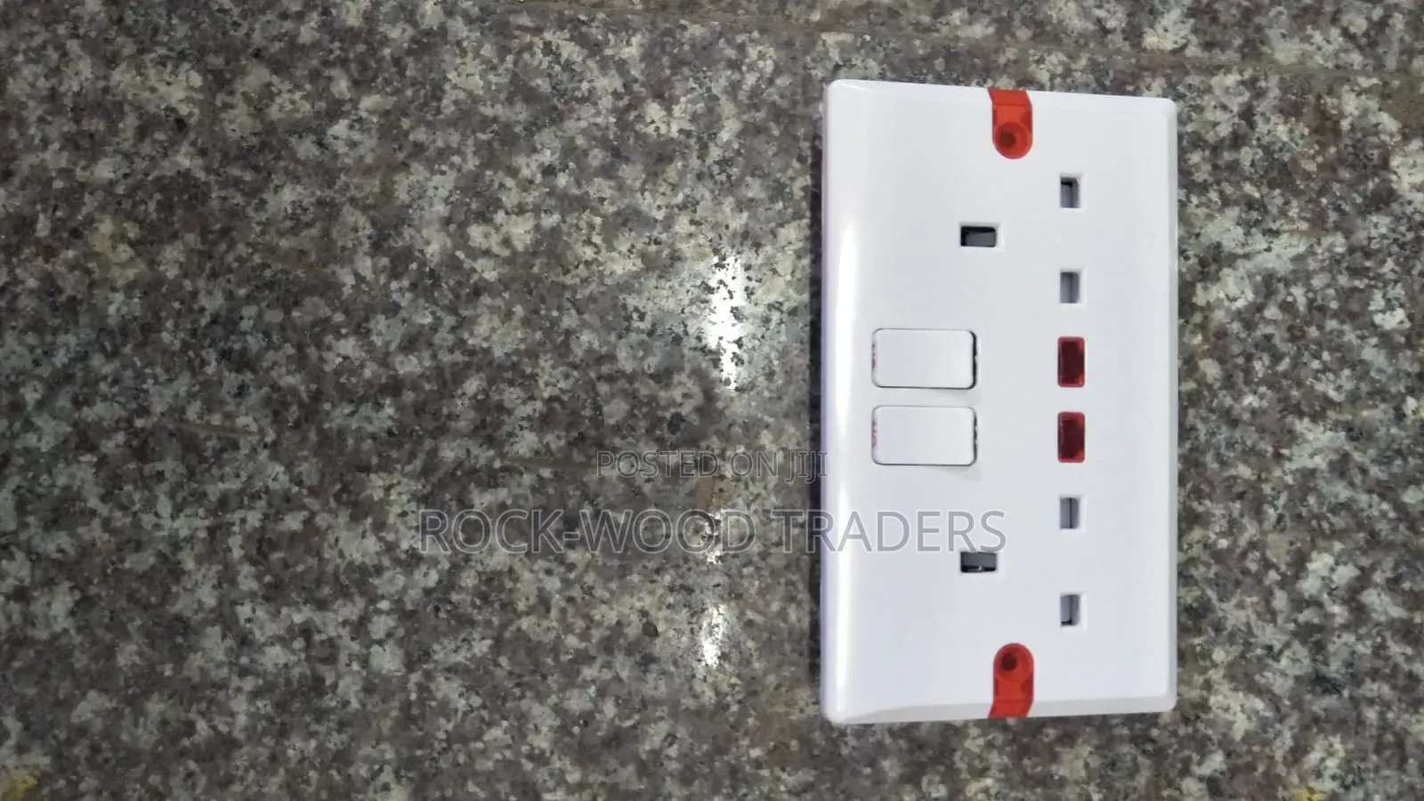 Twin Socket