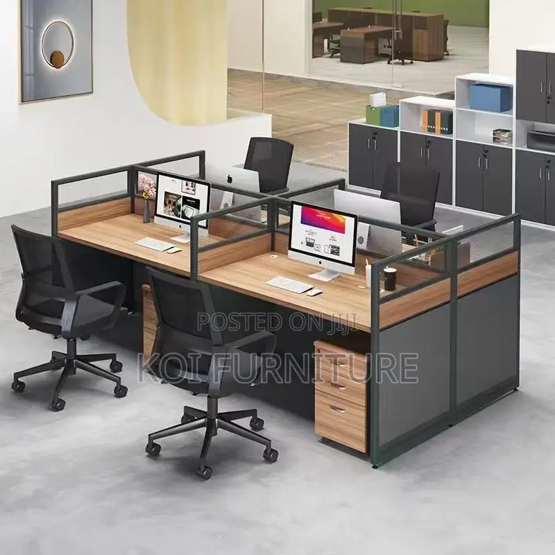 Office Workstation : Modern 4-User Modular Workstation