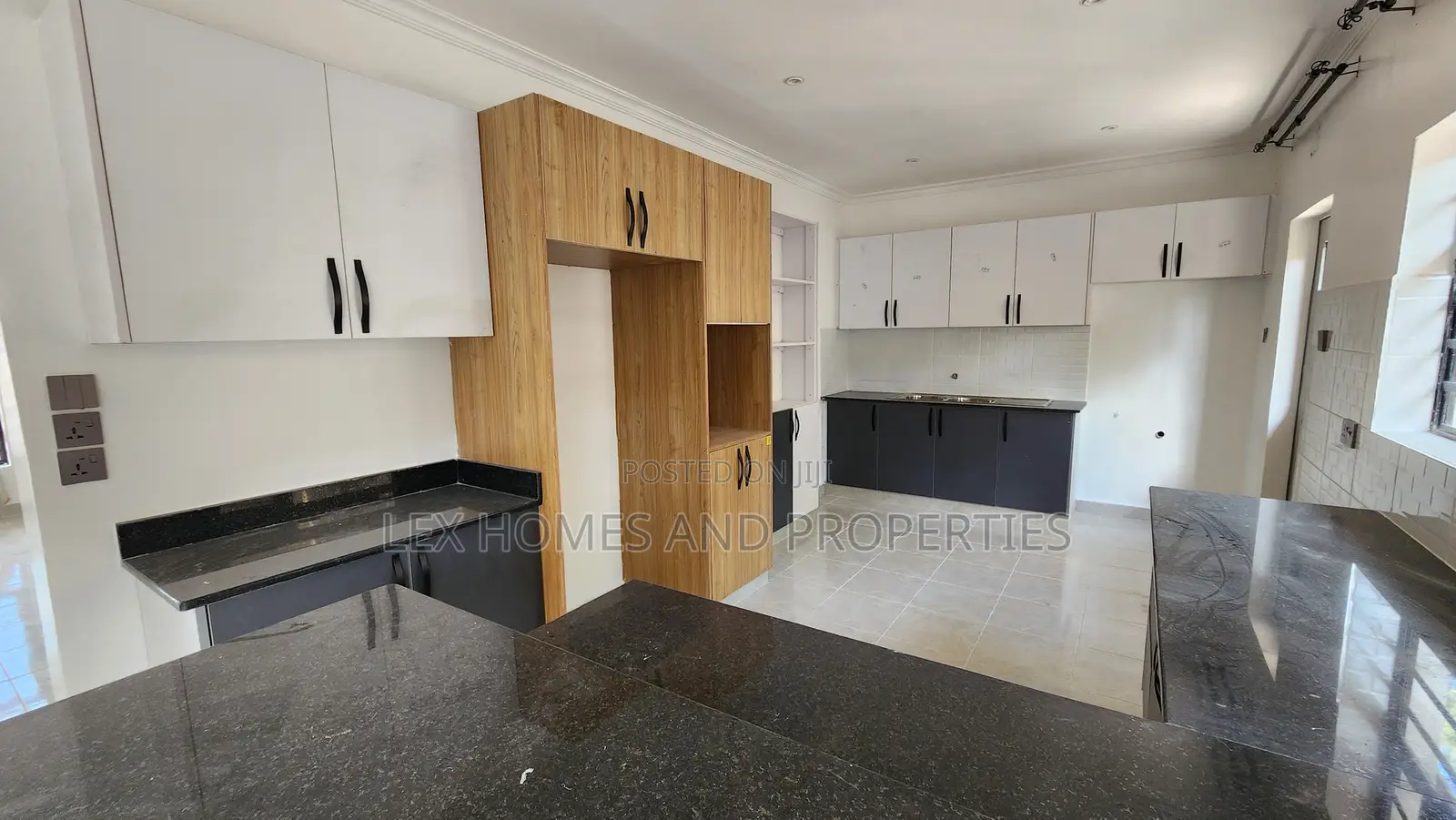 3bdrm Bungalow in Matasia for sale