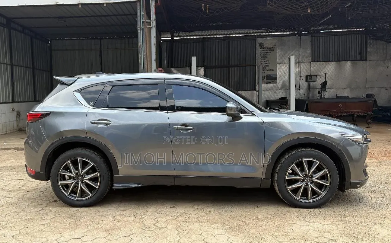 Mazda CX-5 2017 Gray