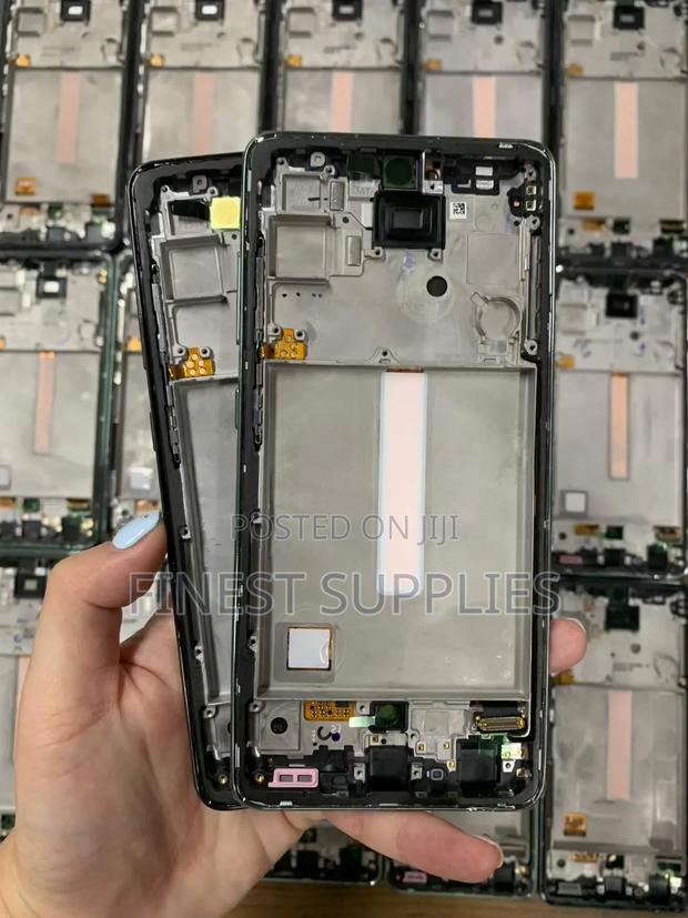 Samsung Galaxy S24 Ultra Screens - main view