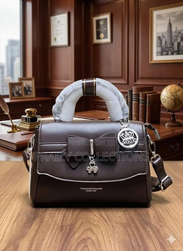 Elegant Bow-Detail Structured Handbags - thumbnail 5