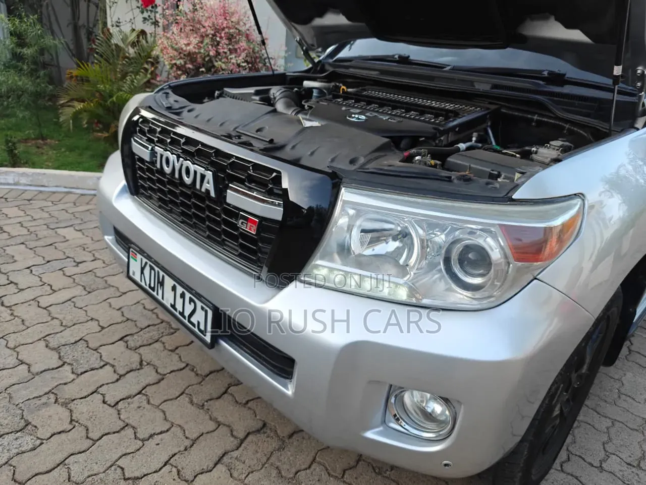 Toyota Land Cruiser 2013 Silver