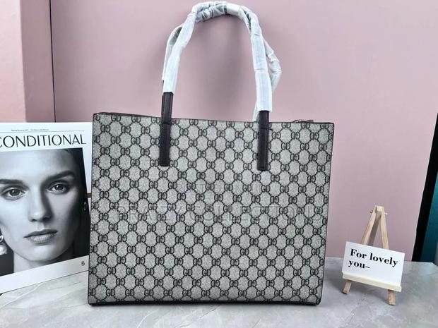 Single Blocked Long Handle Handbag - thumbnail 10