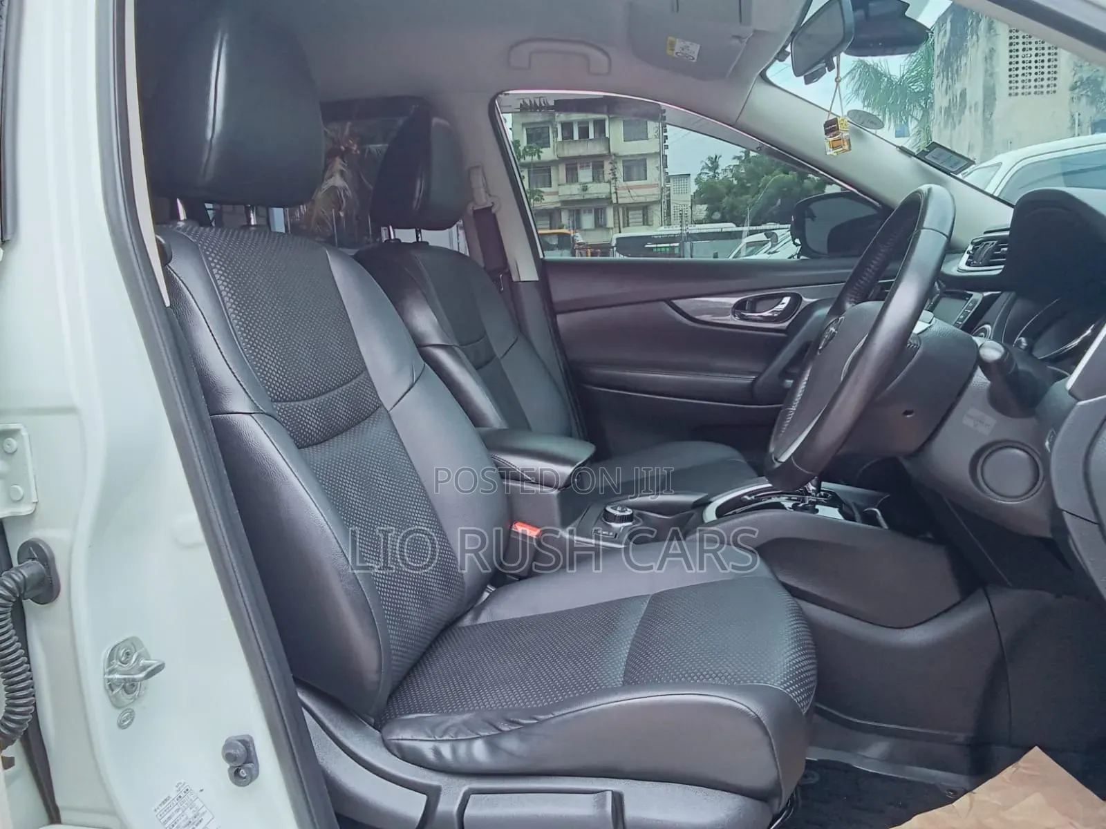 Nissan X-Trail 2017 White