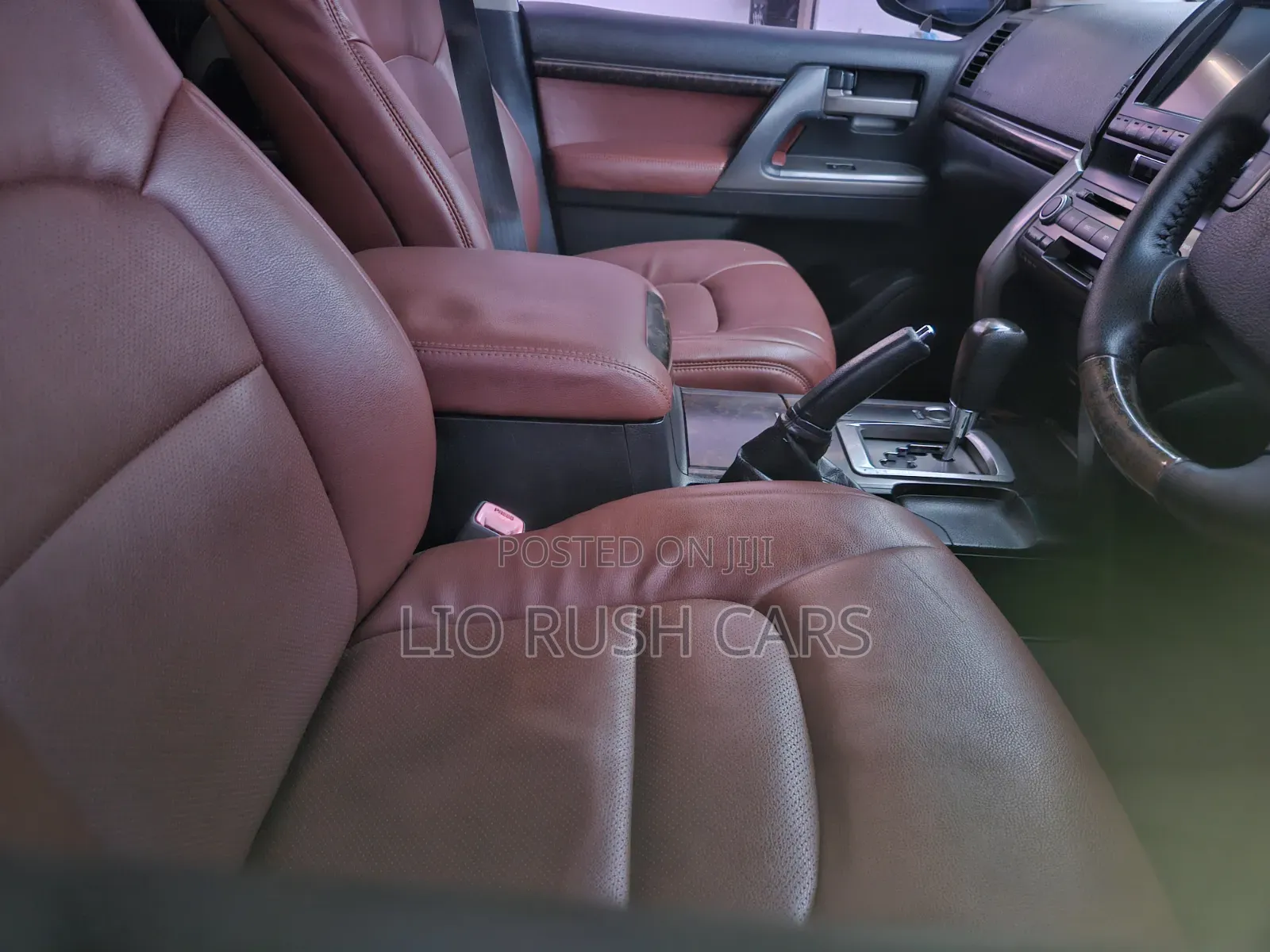 Toyota Land Cruiser 2010 Gray